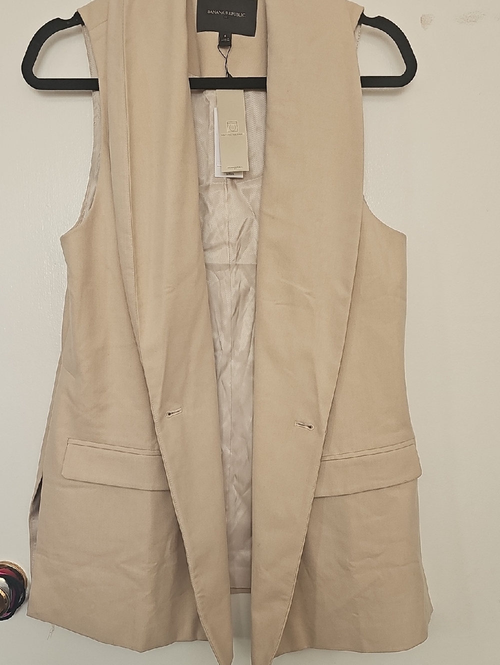 Banana Republic Sleeveless Long Vest in Light Beige